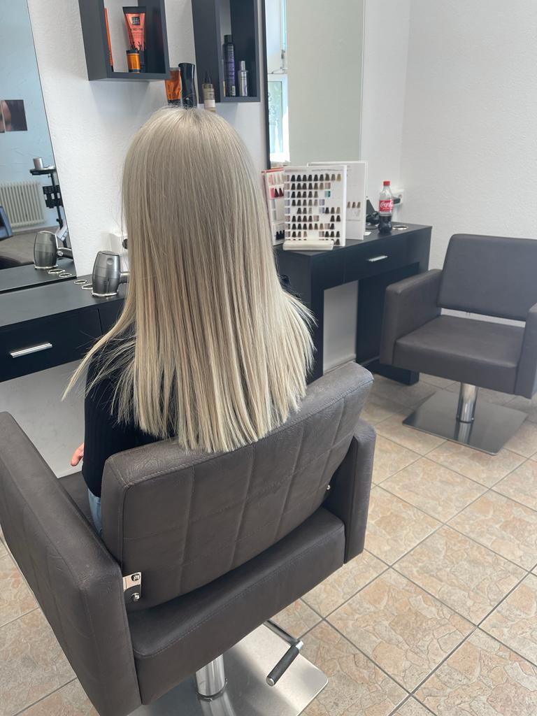 Frisur vorher: lang, blond